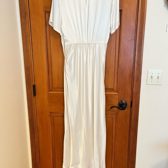 DISSH Annabelle (US 8) Elegant Cream Dress - Picture 12 of 14